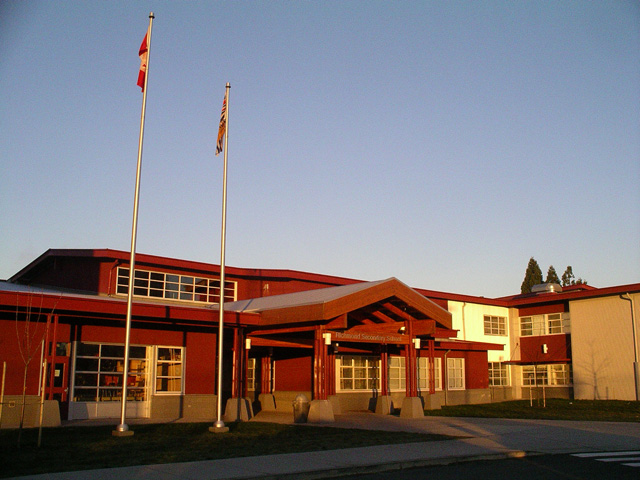 richmondhigh001.jpg