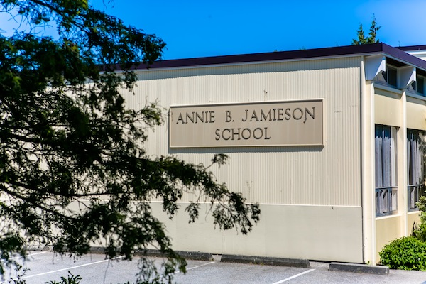 Elem_Jamieson_0.jpg