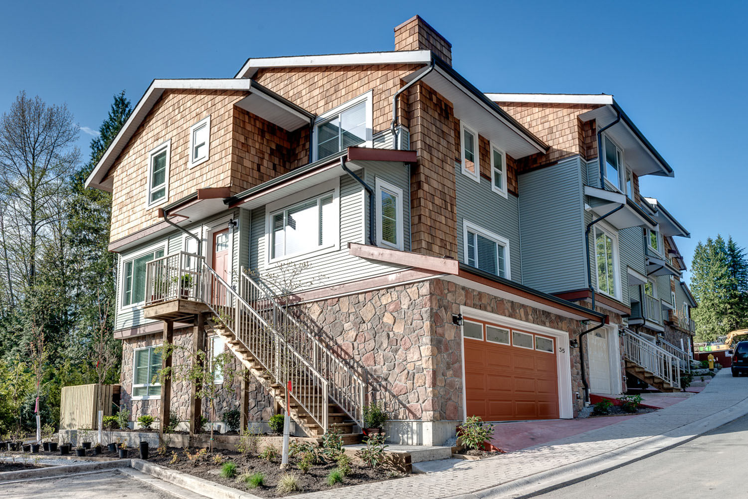 01-35-23735-132nd-Avenue-Maple-Ridge-Total-360-Photography.jpg