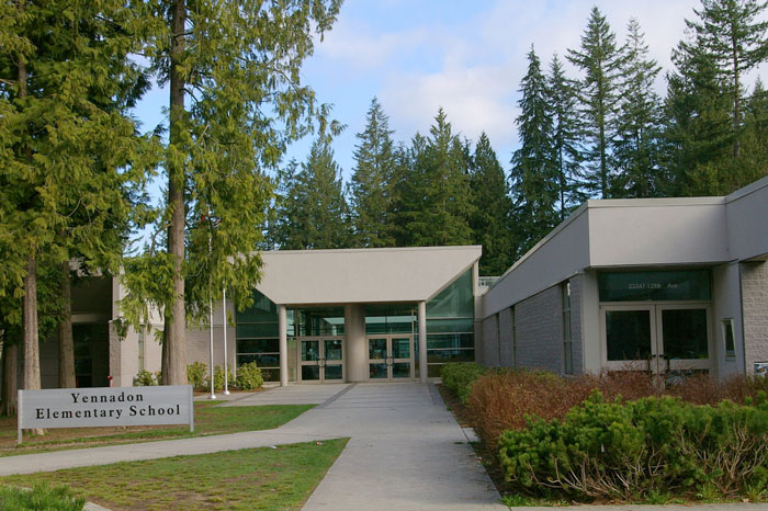 Yennadon_Elementary_school.jpg