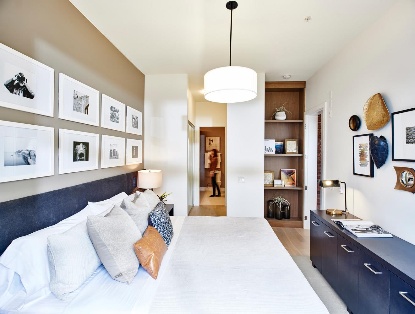 2015_05_20_09_36_01_portage_gallery_master-bedroom.jpg