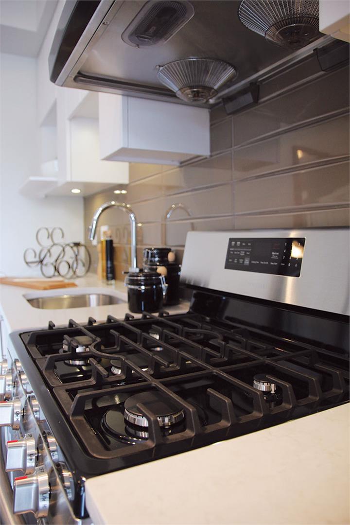 2014_06_30_05_24_44__jade-c-kitchen.jpg